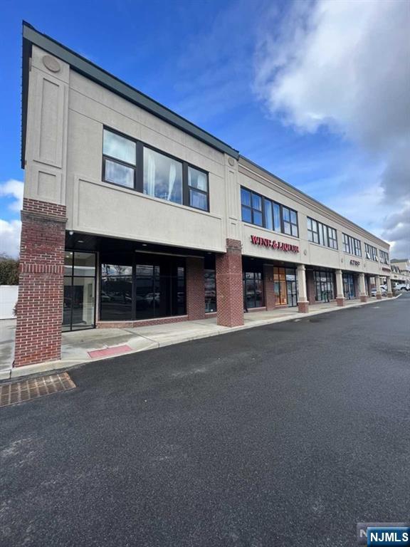 519 Livingston Street 205 - Photo 1