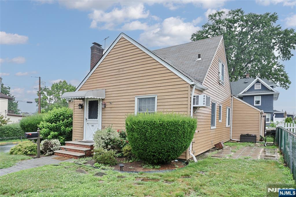 443 Center Street - Photo 1