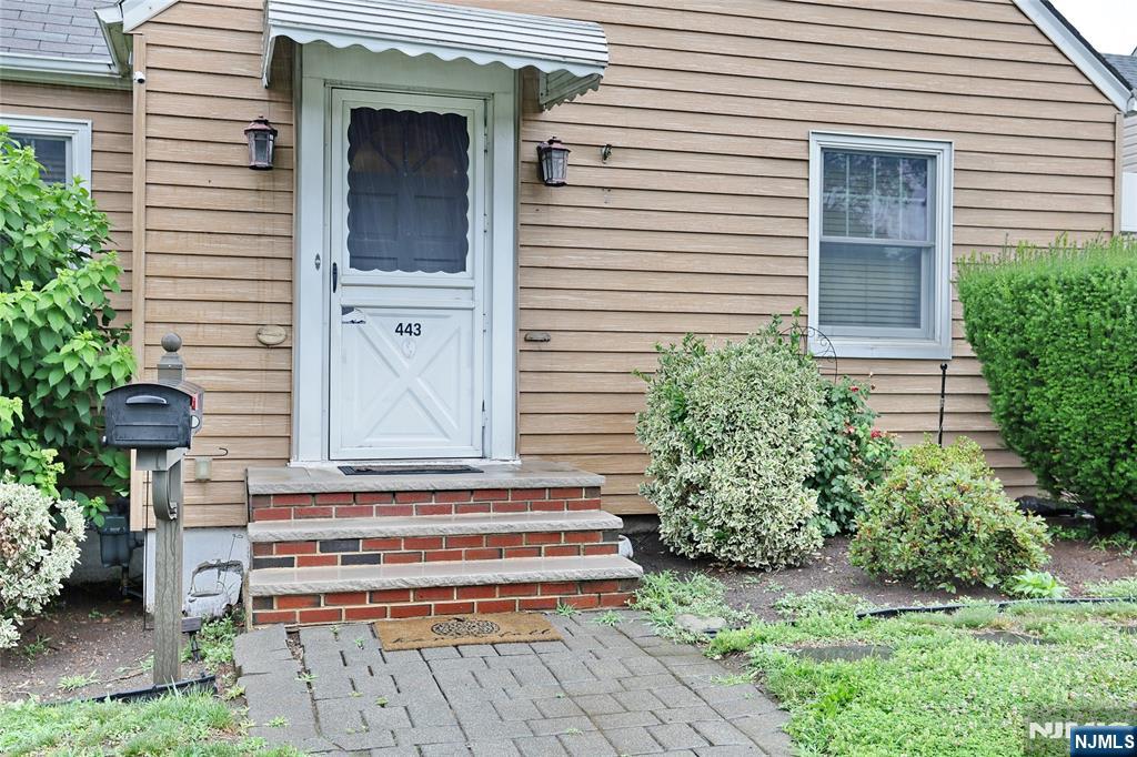 443 Center Street - Photo 2