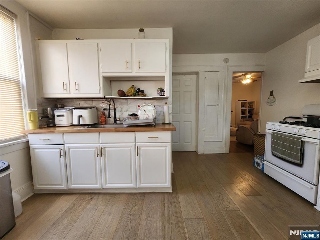 114 Elizabeth Street - Photo 4