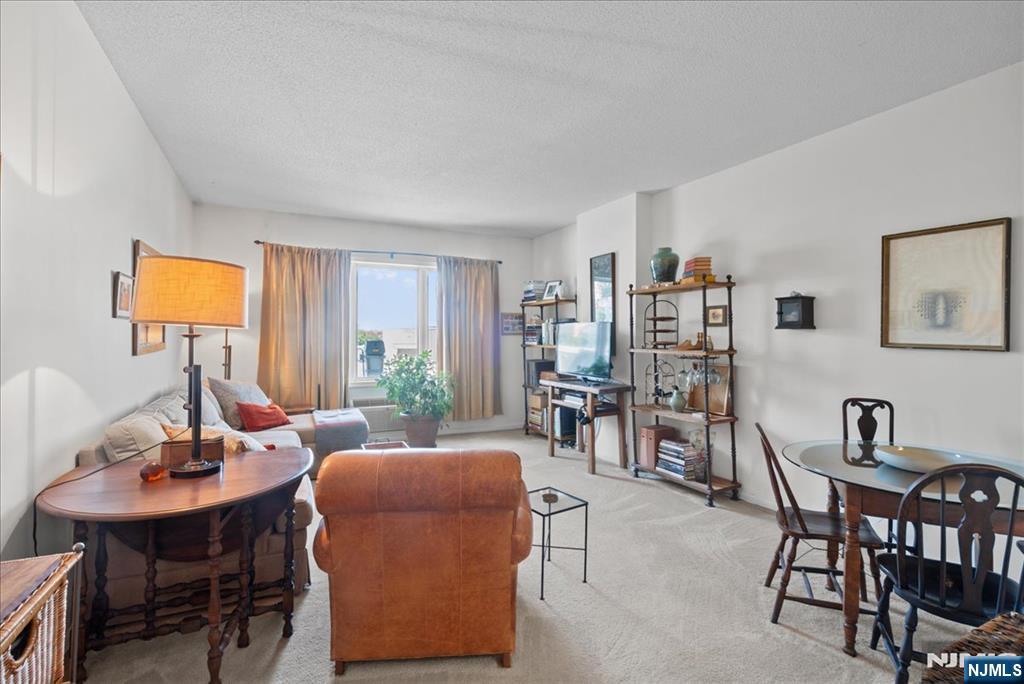 1104 City Pl, Edgewater, NJ 07020