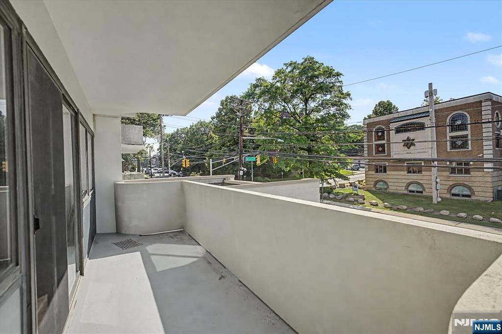 1600 Center Avenue #1 A