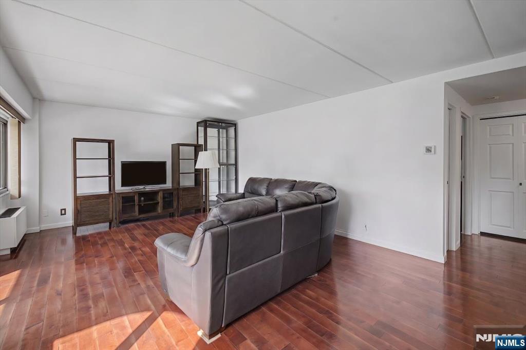 1600 Center Avenue #1 A
