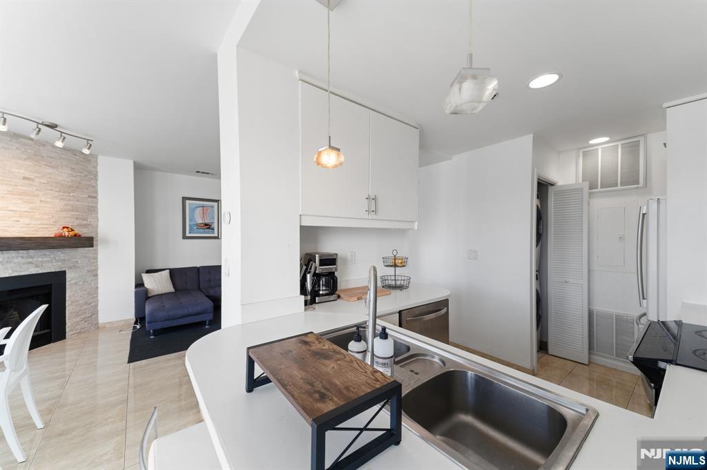 600 Harbor Boulevard 0928 - Photo 5