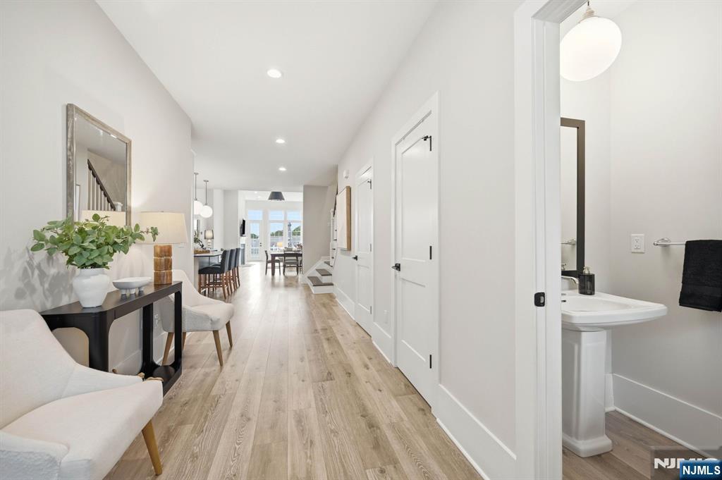 17 Cypress Lane - Photo 4