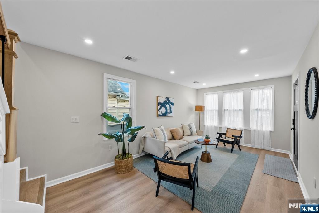 484 Sylvan Street - Photo 3