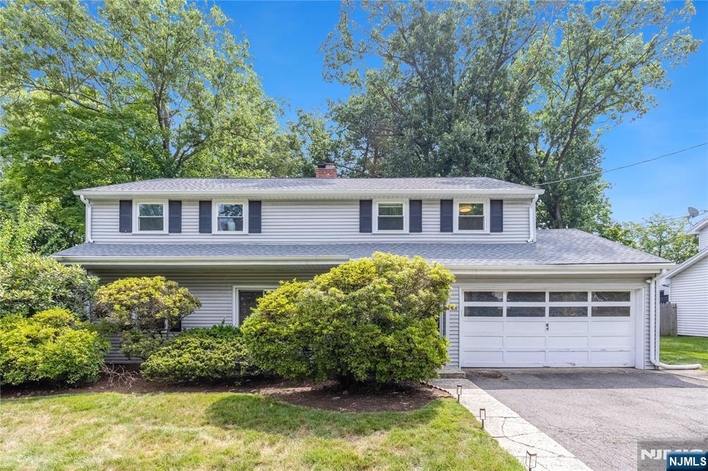 48 Jefferson Avenue - Photo 2