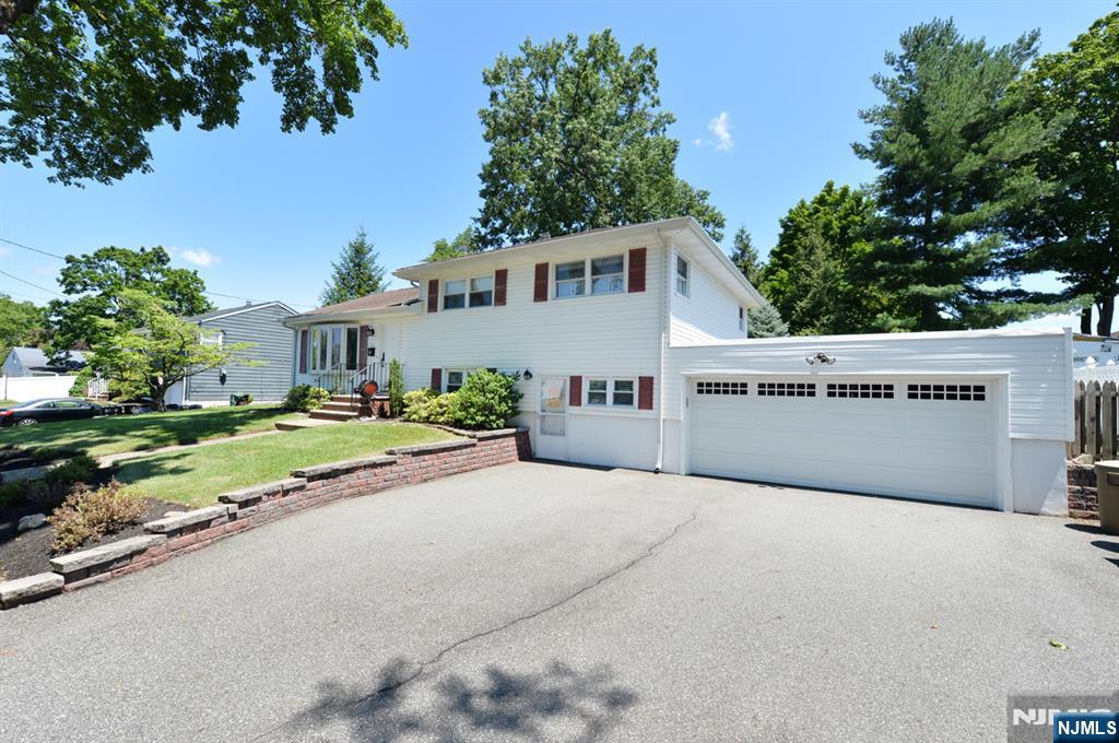 Homes for sale in Dumont, NJ | 7 Harrison St, Dumont, NJ 07628 | MLS# 26025177