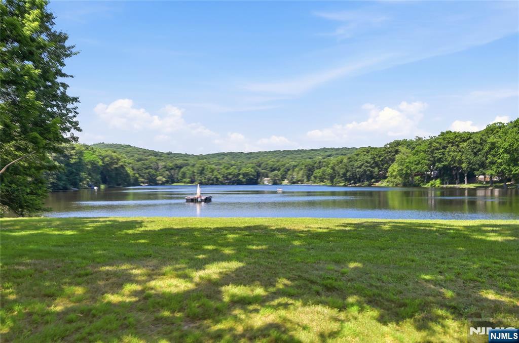 111 Kitchell Lake Drive — photo 48