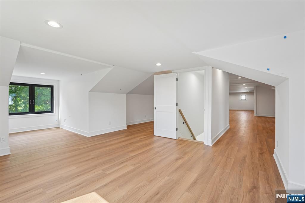 51 Herfort Road — photo 33