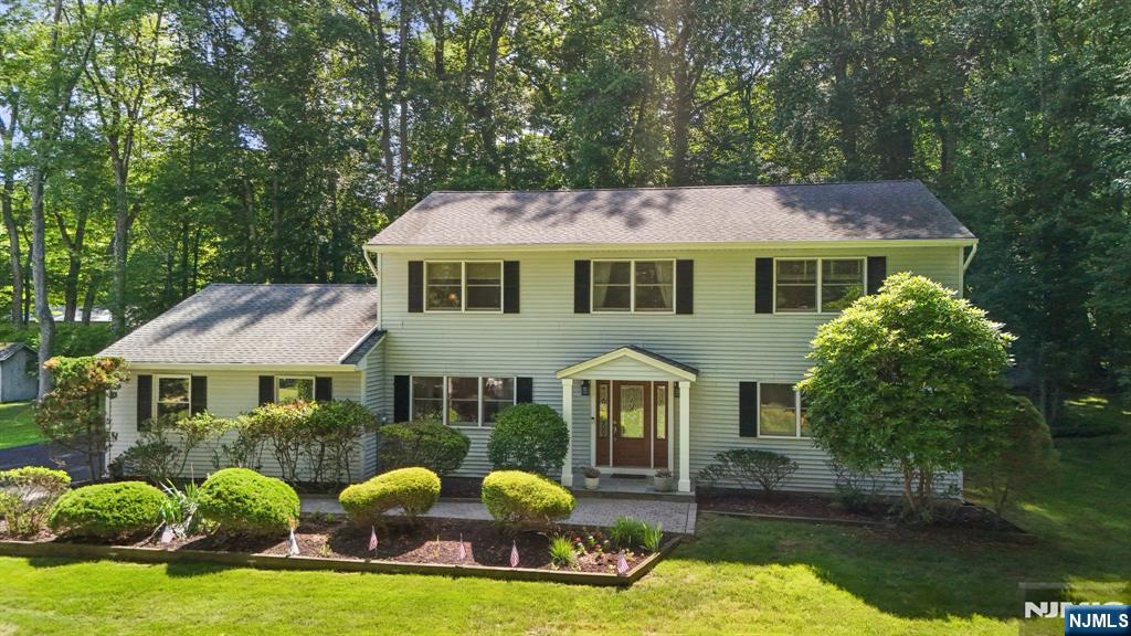 425 White Oak Road - Photo 1