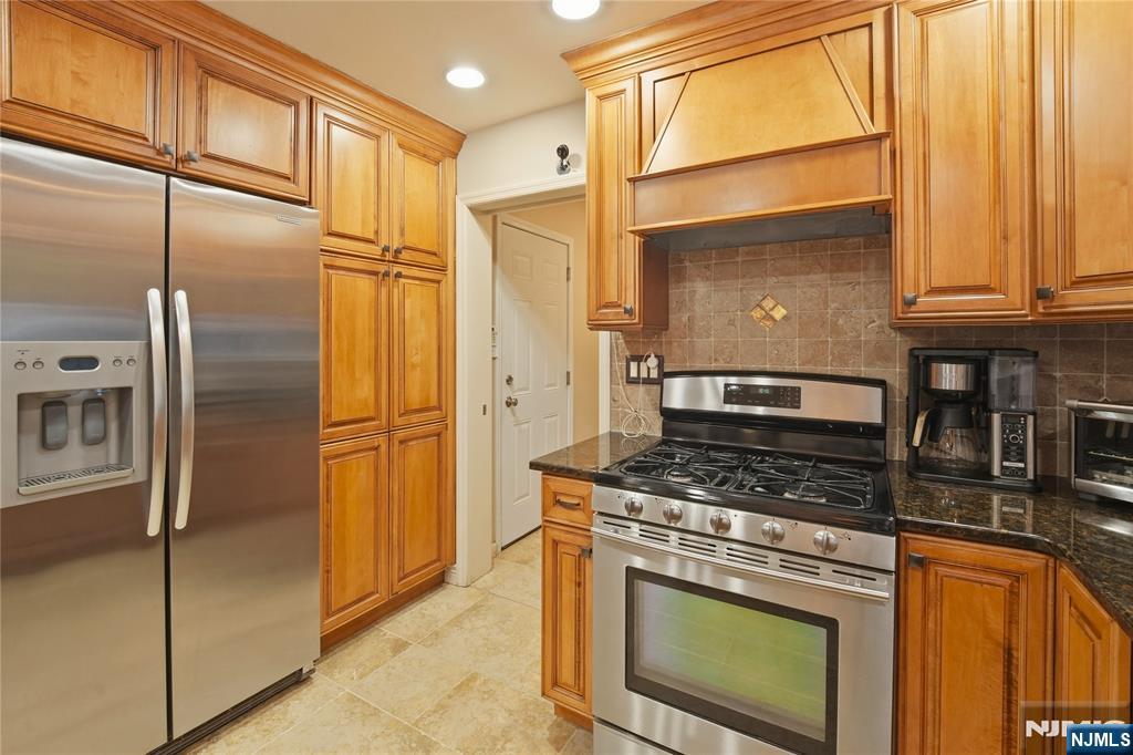 425 White Oak Road