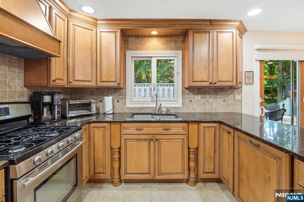 425 White Oak Road