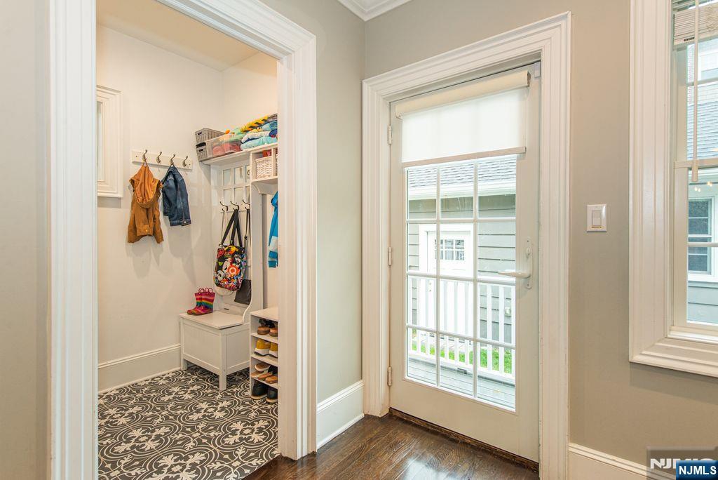202 Watchung Avenue — photo 25