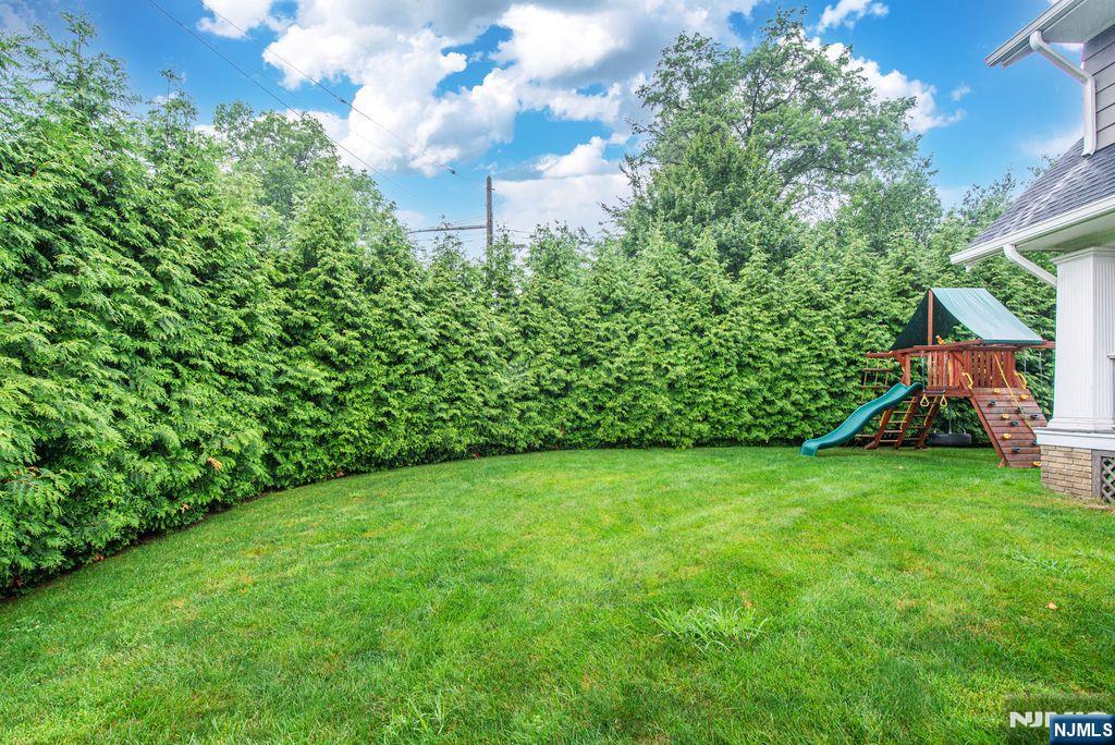 202 Watchung Avenue — photo 7