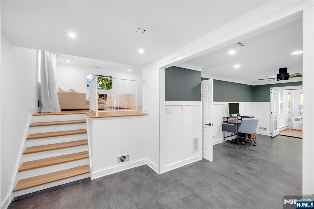 25 Windsor Court - Photo 3
