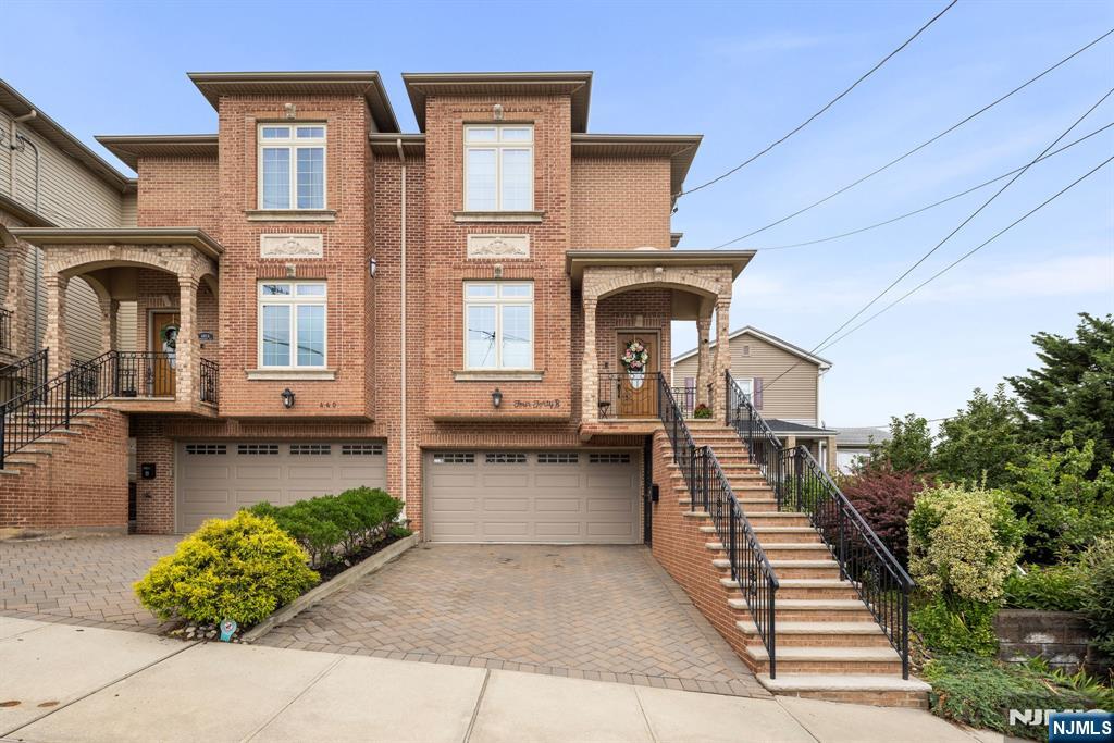 440 Morningside Avenue B - Photo 1