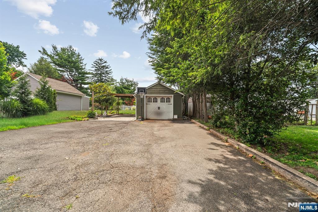 54 Chestnut Avenue
