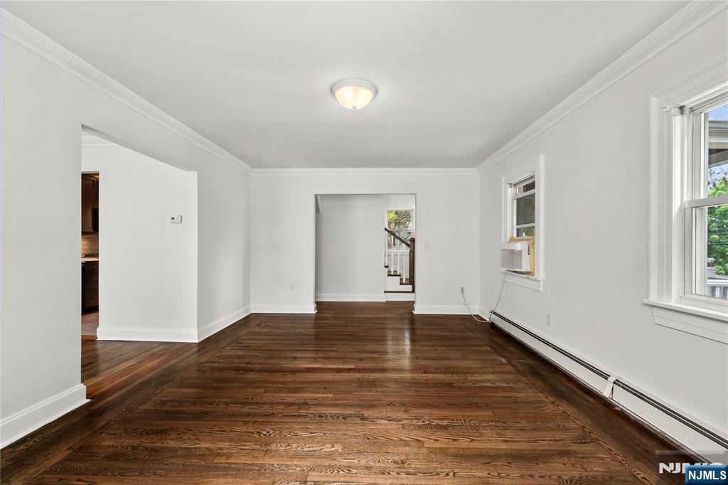 54 Chestnut Avenue - Photo 4