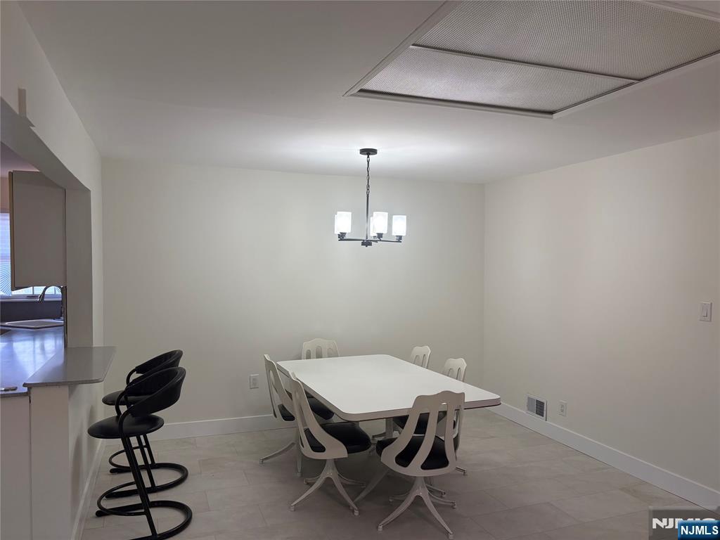 322 Grove Street 1 - Photo 5
