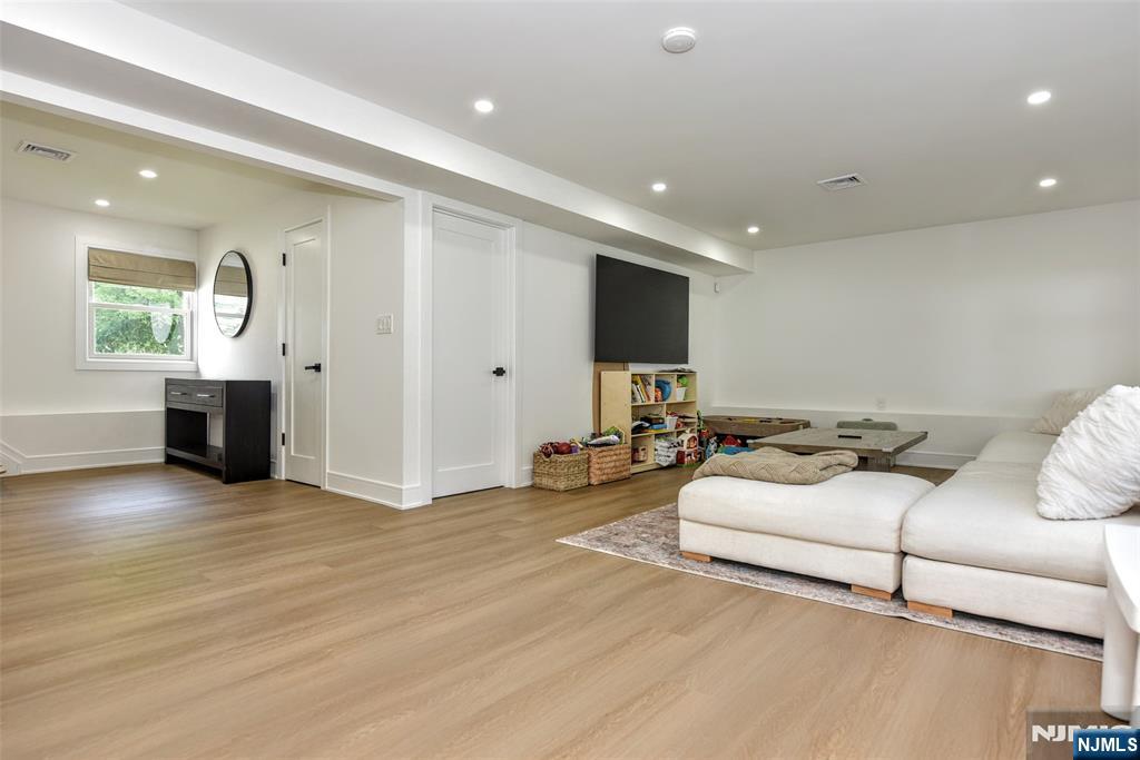 75 Demarest Avenue — photo 21