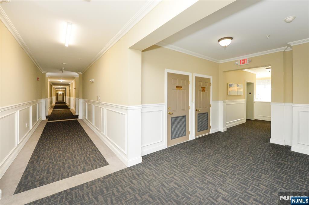 503 Bushes Ln, Elmwood Park, NJ 07407