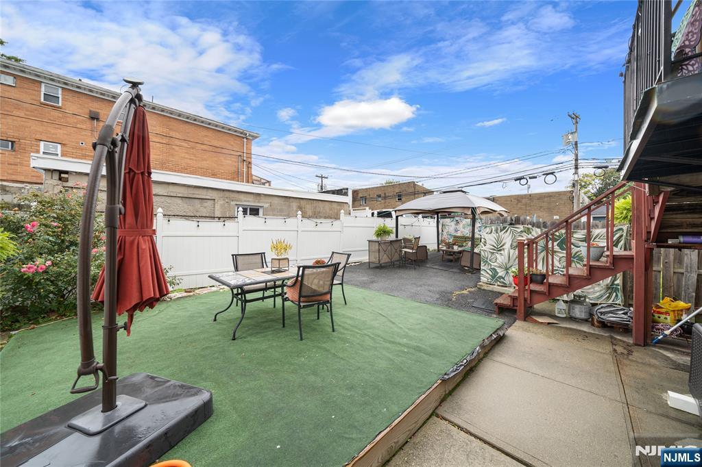 1161 67th Street — photo 39
