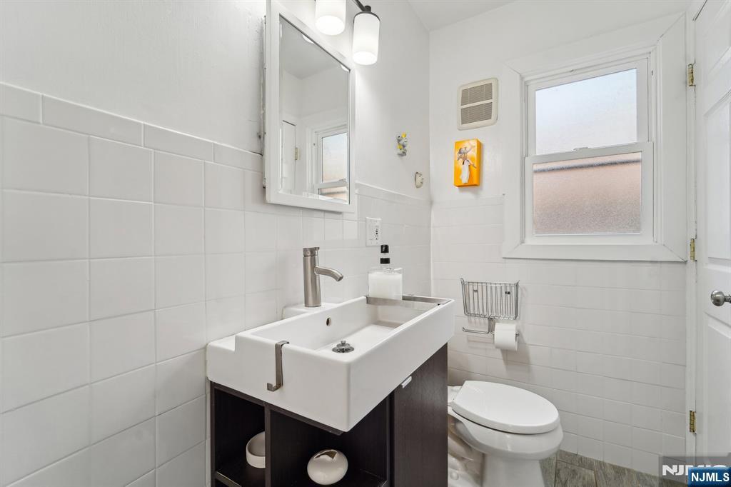 120 Gordon Avenue — photo 12