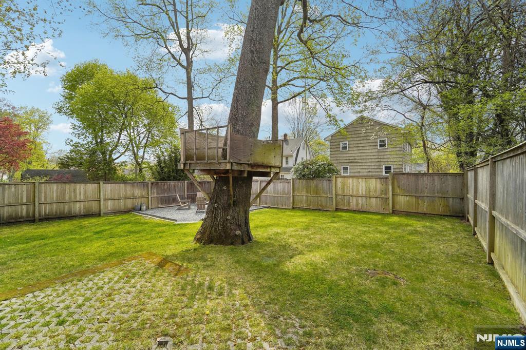 120 Gordon Avenue — photo 36