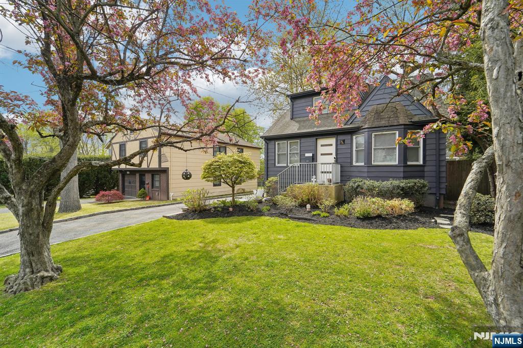 120 Gordon Avenue — photo 39
