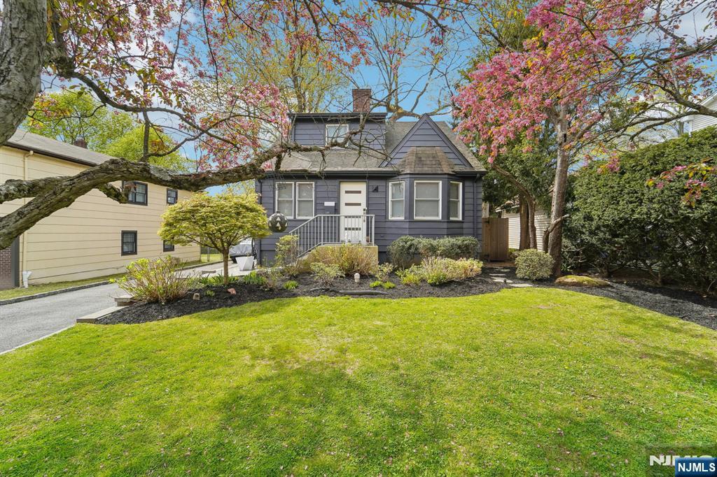 120 Gordon Avenue — photo 41