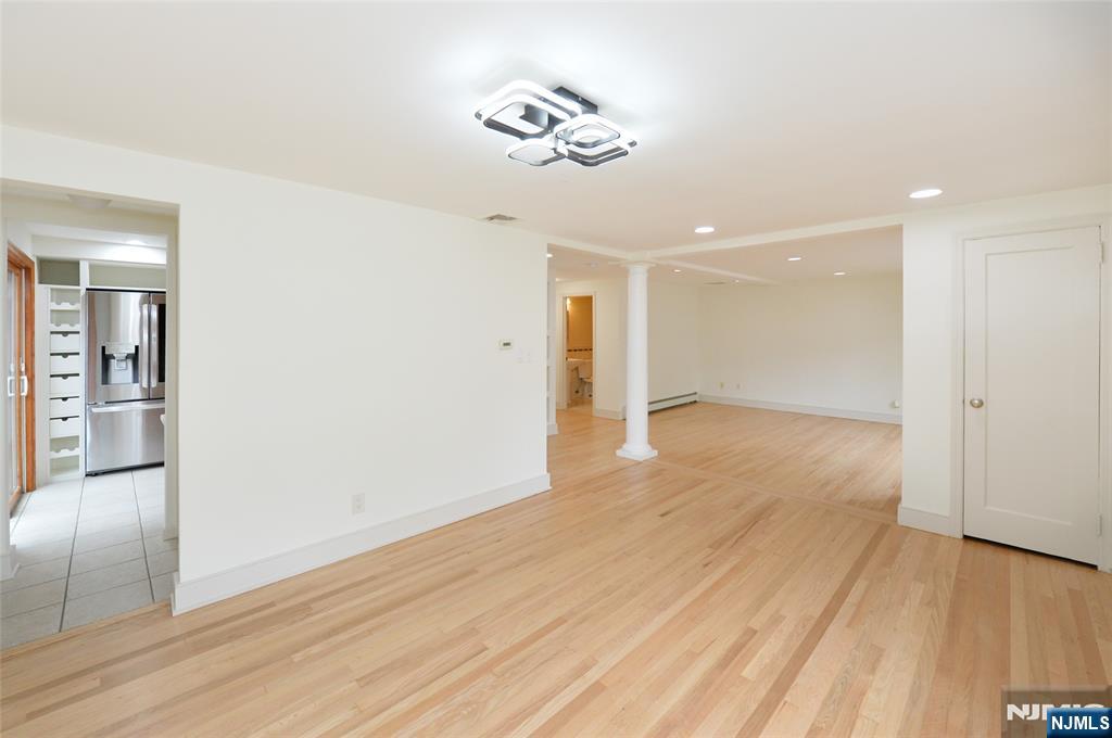 1-06 Lambert Rd, Fair Lawn, NJ 07410