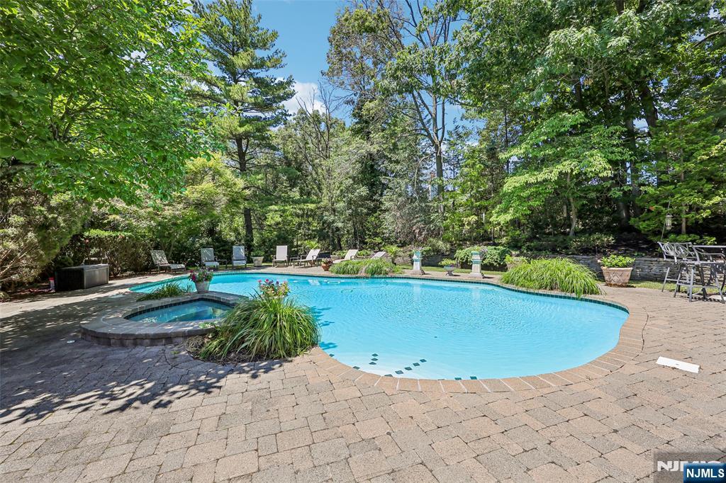 50 Blueberry Drive — photo 37