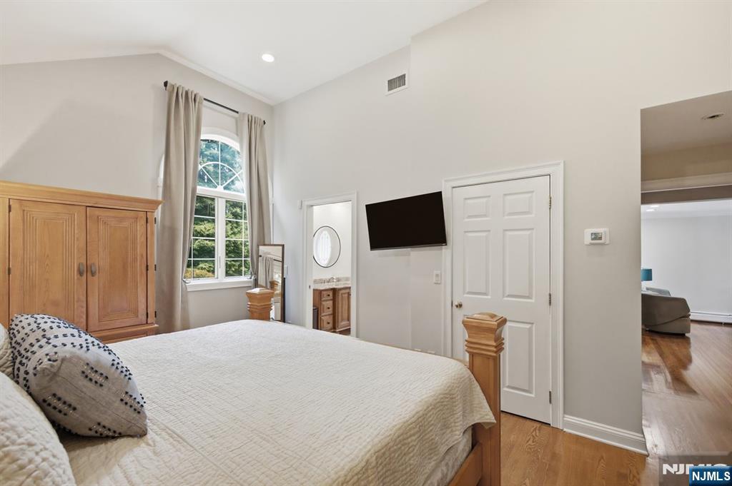 23 Trinity Place — photo 18