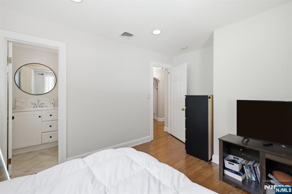 23 Trinity Place — photo 23