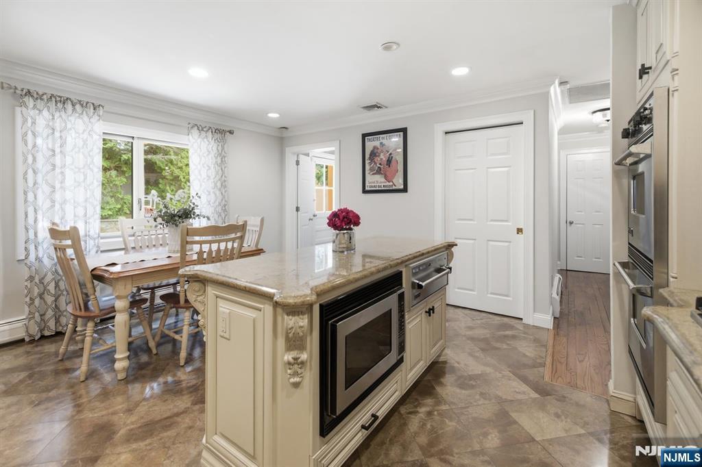 23 Trinity Place — photo 10