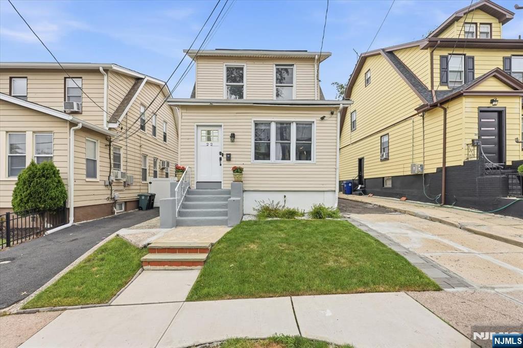 22 Naden Avenue - Photo 1