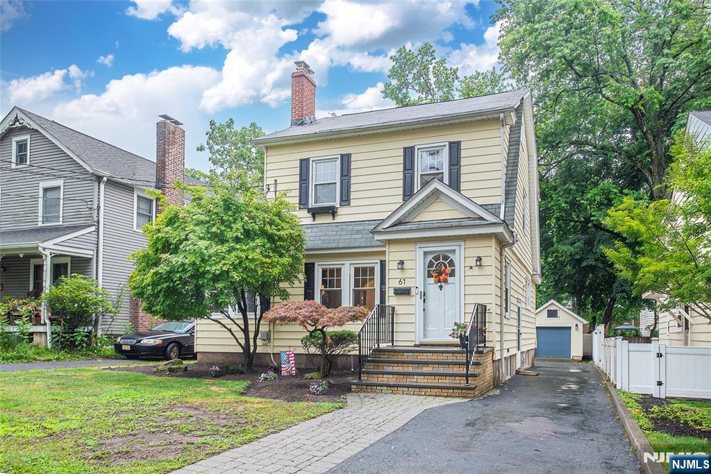 61 Newman Avenue - Photo 1