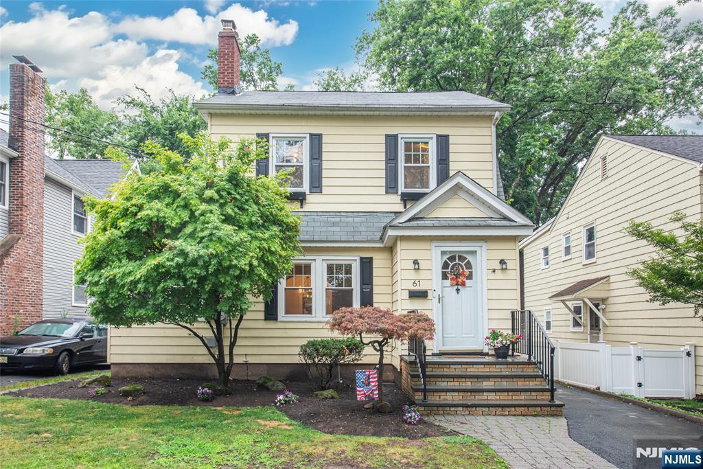 61 Newman Avenue - Photo 2