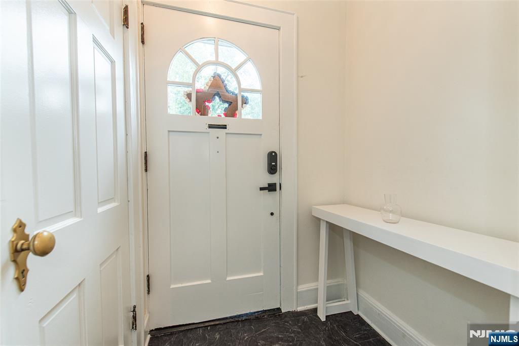 61 Newman Avenue - Photo 3