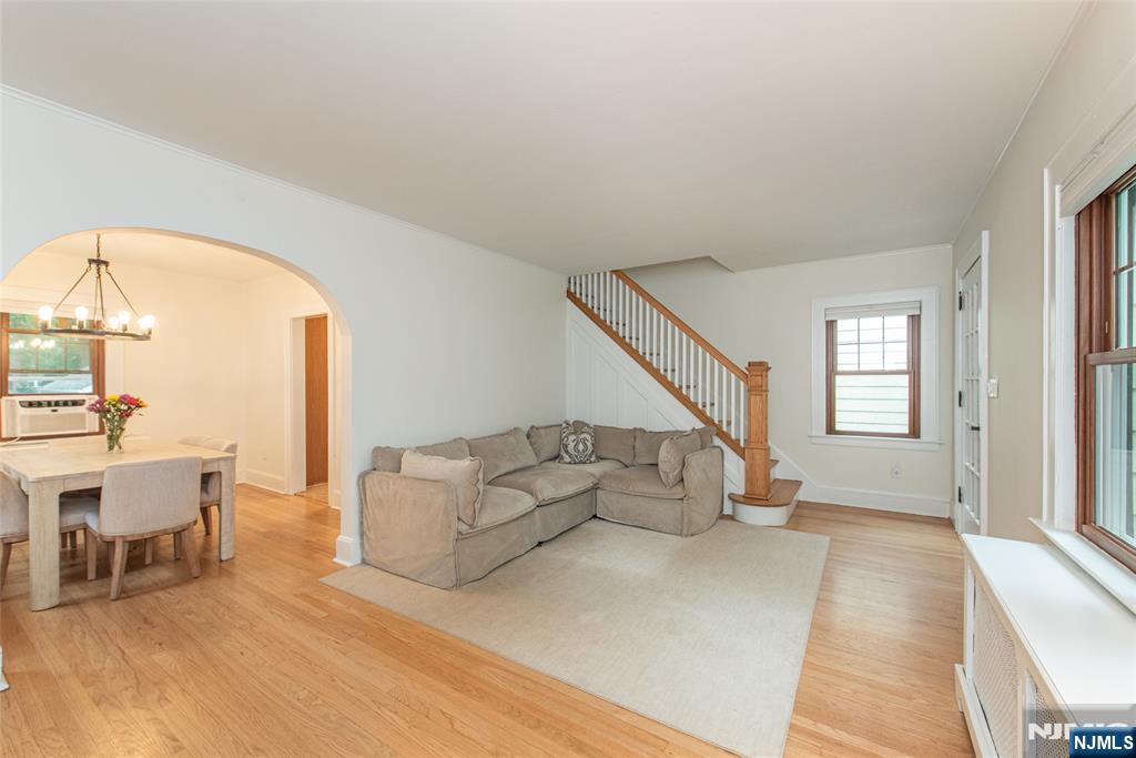 61 Newman Avenue - Photo 5