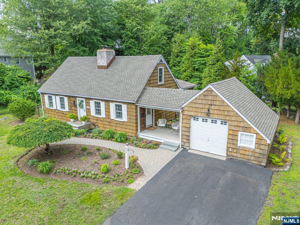 209 Spruce Street - Photo 1