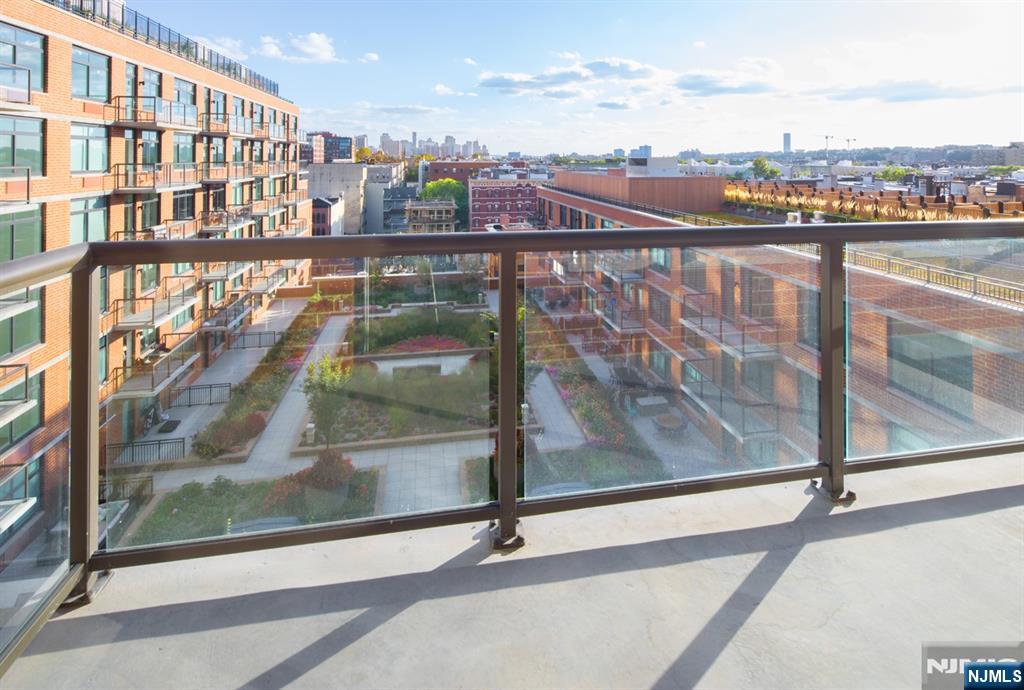 1400 Hudson Street 803 - Photo 1