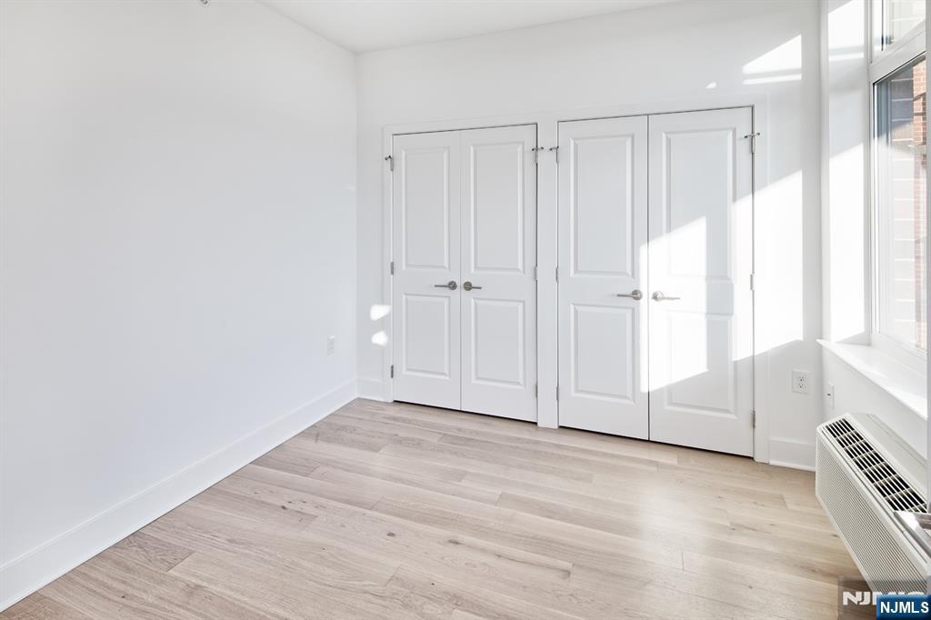 1400 Hudson Street 803 - Photo 5