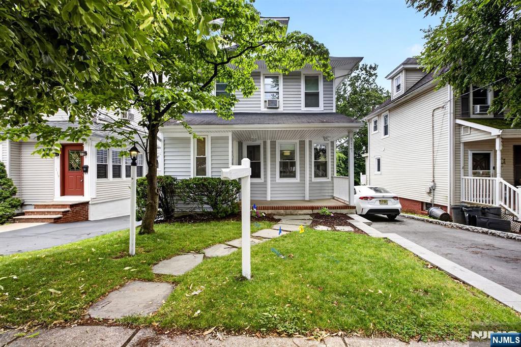 117 Overpeck Avenue - Photo 1