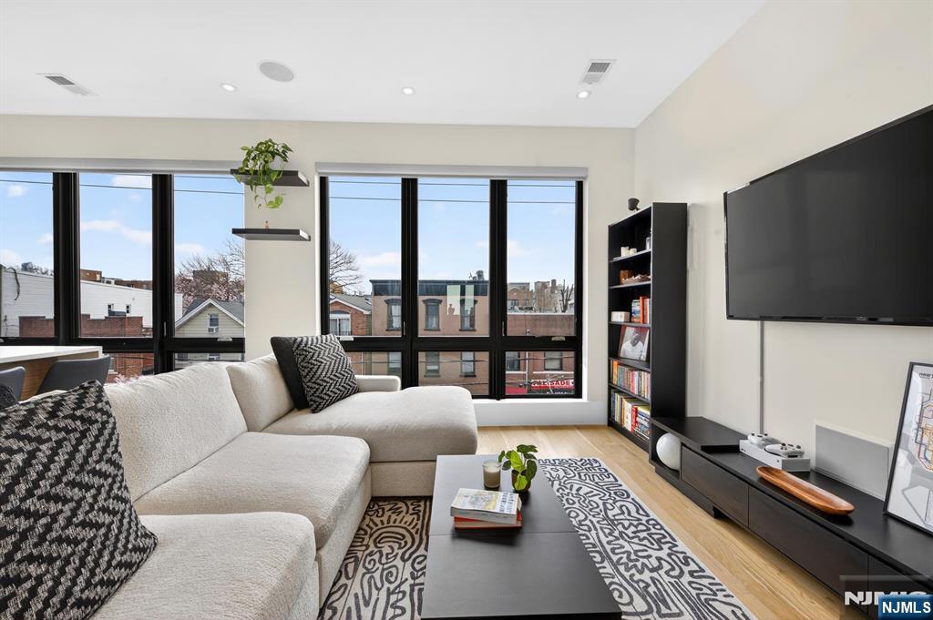 339 Palisade Avenue C - Photo 4