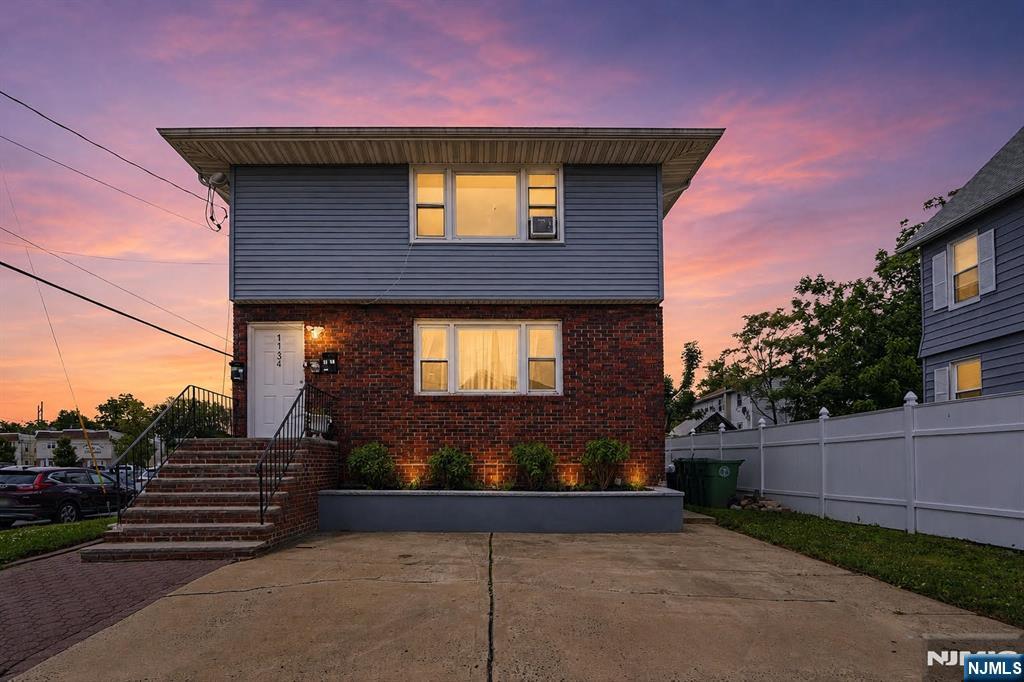 1134 Rivington Street - Photo 1