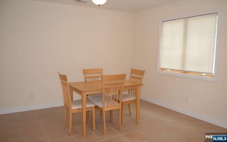 77 Mckinley Avenue 1 - Photo 4