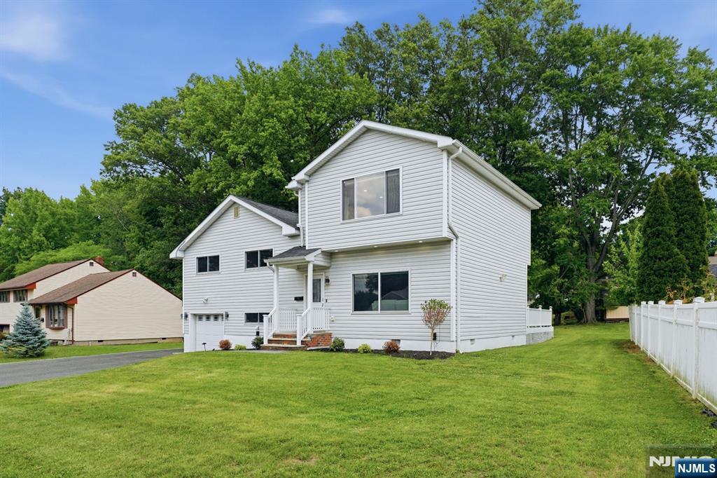 21 John Place - Photo 2