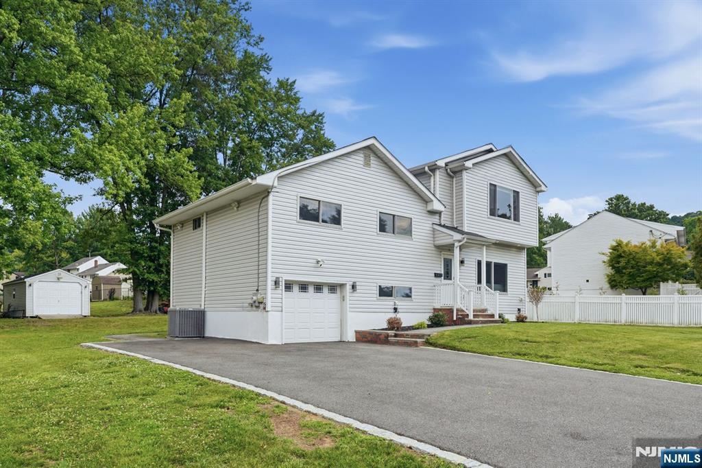 21 John Place - Photo 3